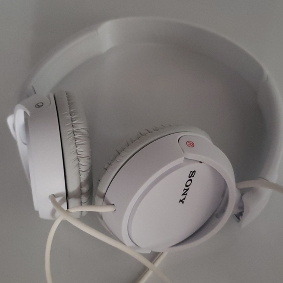 Sony Other - Plug in head phones Sony Other - Plug in head phones